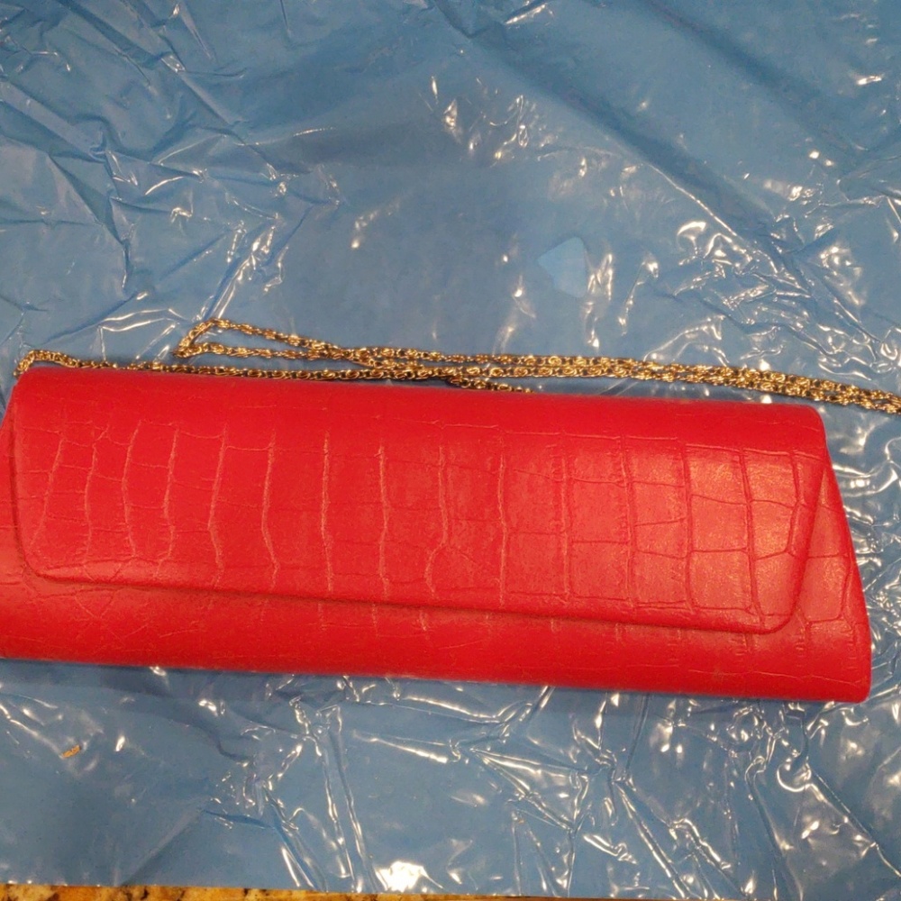 Red Bijoux Terner Faux Alligator Skin Purse